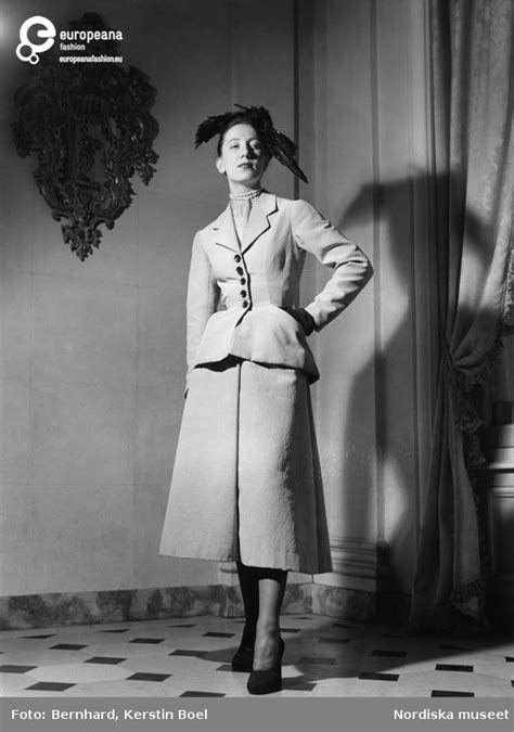 rouge dior new look|christian Dior 1947 fashion style.